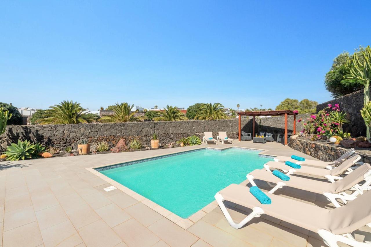 Villa Sarita Sol By Villa Plus プラヤ・ブランカ エクステリア 写真