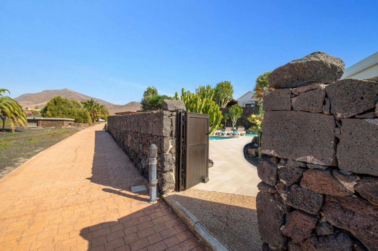 Villa Sarita Sol By Villa Plus プラヤ・ブランカ エクステリア 写真
